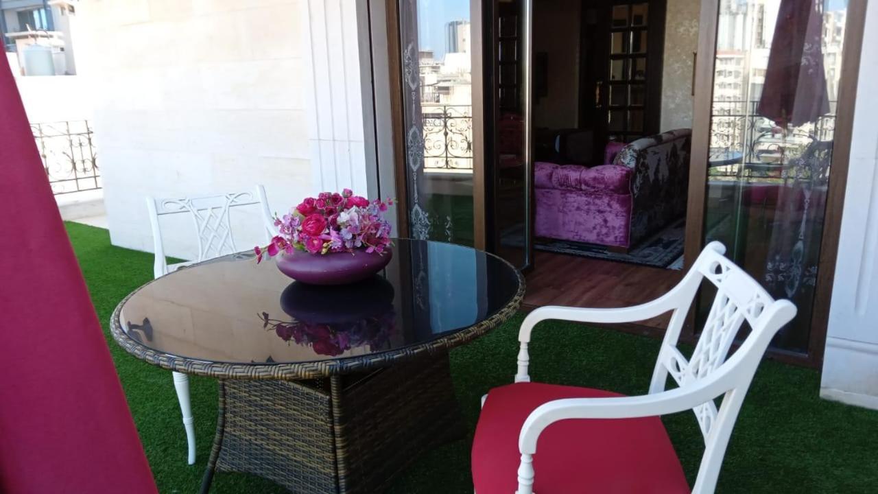 Q Hotel Beiroet Buitenkant foto